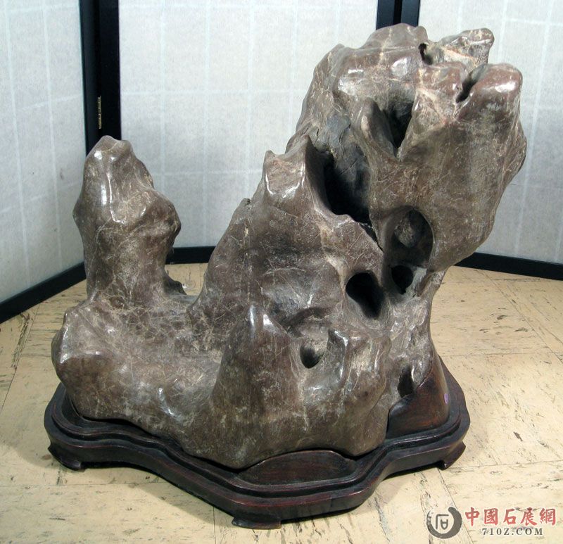 Qixia Stone 48x46x30 cm.jpg